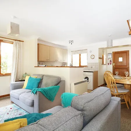 Holiday home Two Hoots Falmouth